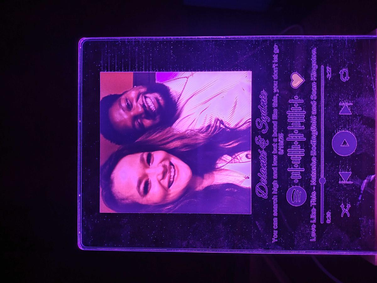 Item: Style3, LED Seven Colors of Light Wooden Base