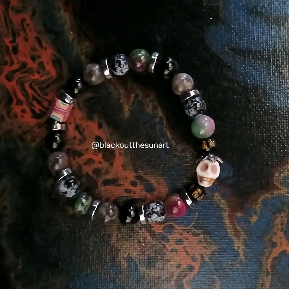 arts and crafts handmade by me.  pour art/ fluid art/ abstract art & jewelry
