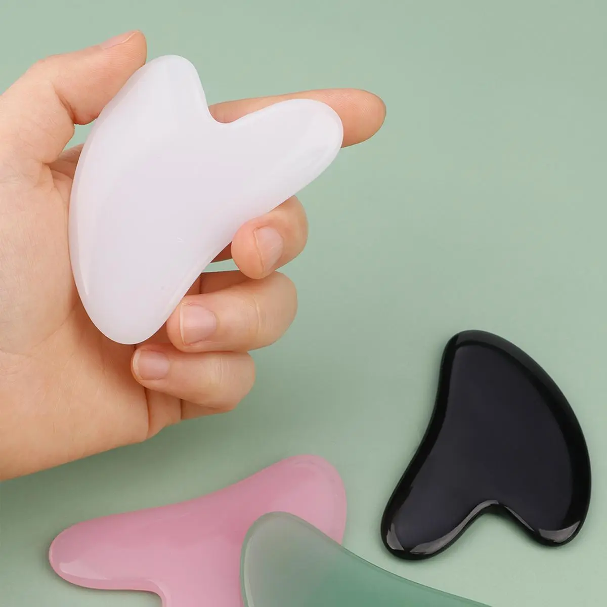 Heart Shaped Gua Sha Board, Gentle Soothing Manual Massage Tool for Face & Body Contour, Professional Skin Care Tool for Women & Men, Facial Beauty Massagers, Facial Body Scraper, Beauty Tools