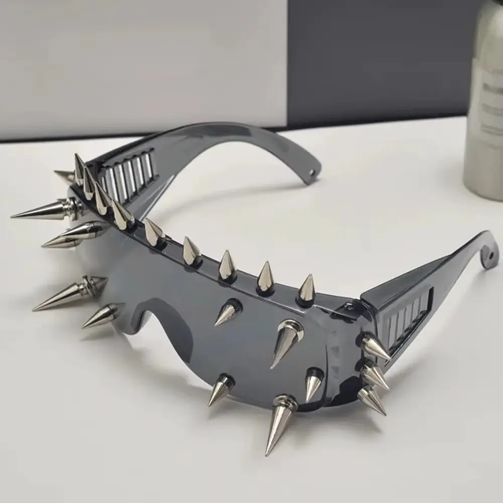 Cyberpunk Gothic Rivet Spike Sunglasses