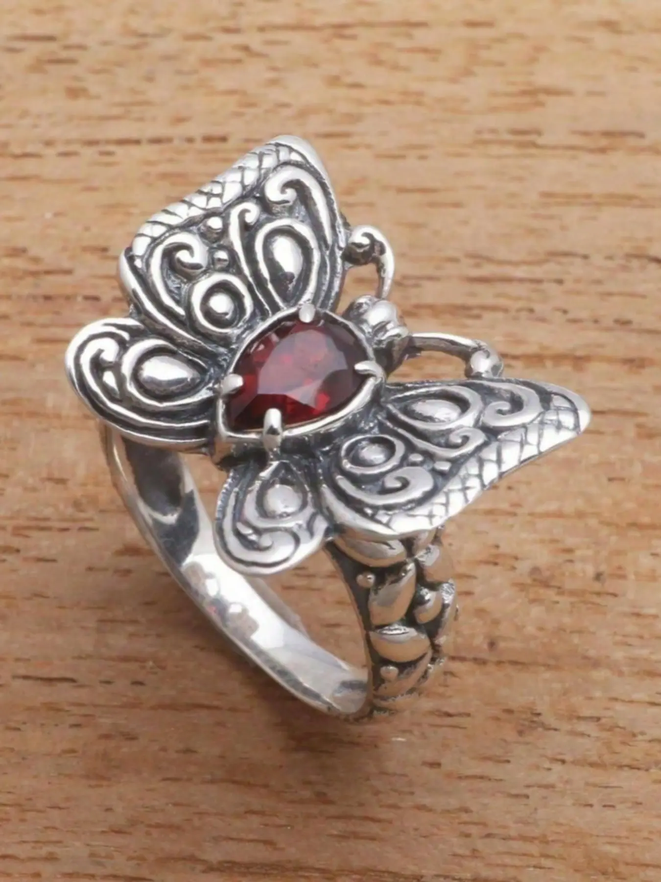 Women's Vintage Elegant Butterfly Ring, Beautiful Rings, Vintage Bridal Ring, Wedding Engagement Party Jewelry Gift, Fashionable Accessory for Special Occasions