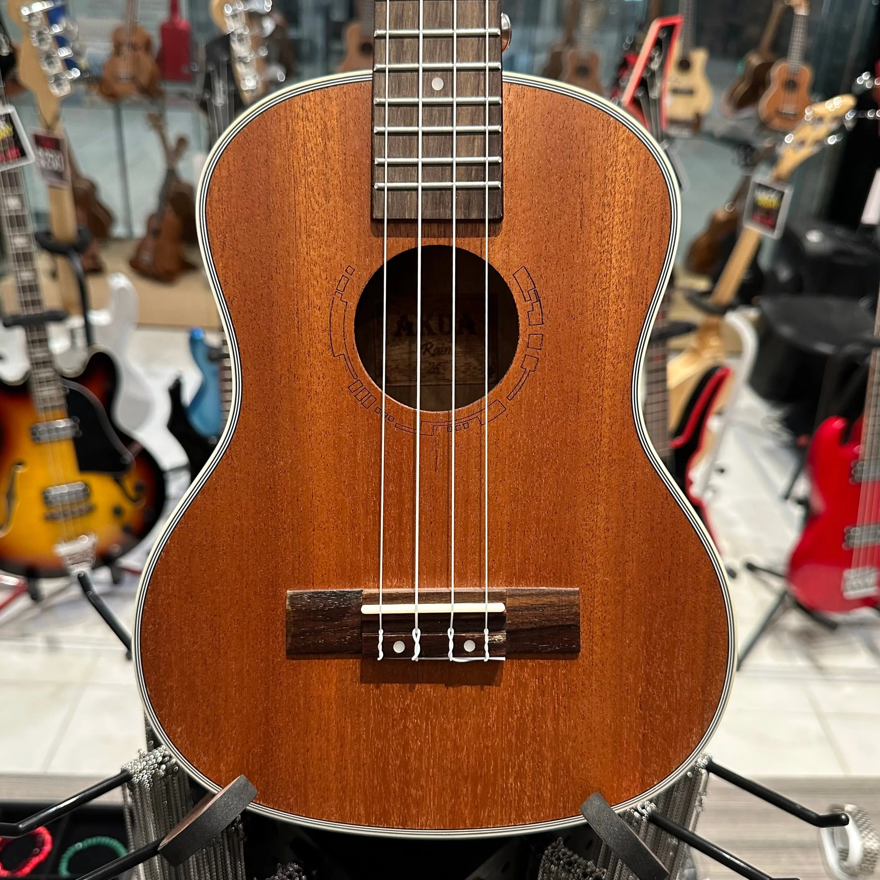 AKUA Rain: 26" Concert Ukulele - Sapele