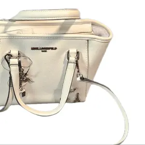 Karl Lagerfeld Paris NWT Bolso de Mano y Bodycross with Interior & Exterior Pockets and Top Handle
