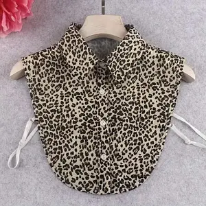 Leopard Print Detachable Faux Collar for Women – Polyester Statement Shoulder Collar, Fashion Outfit Styling Accessory