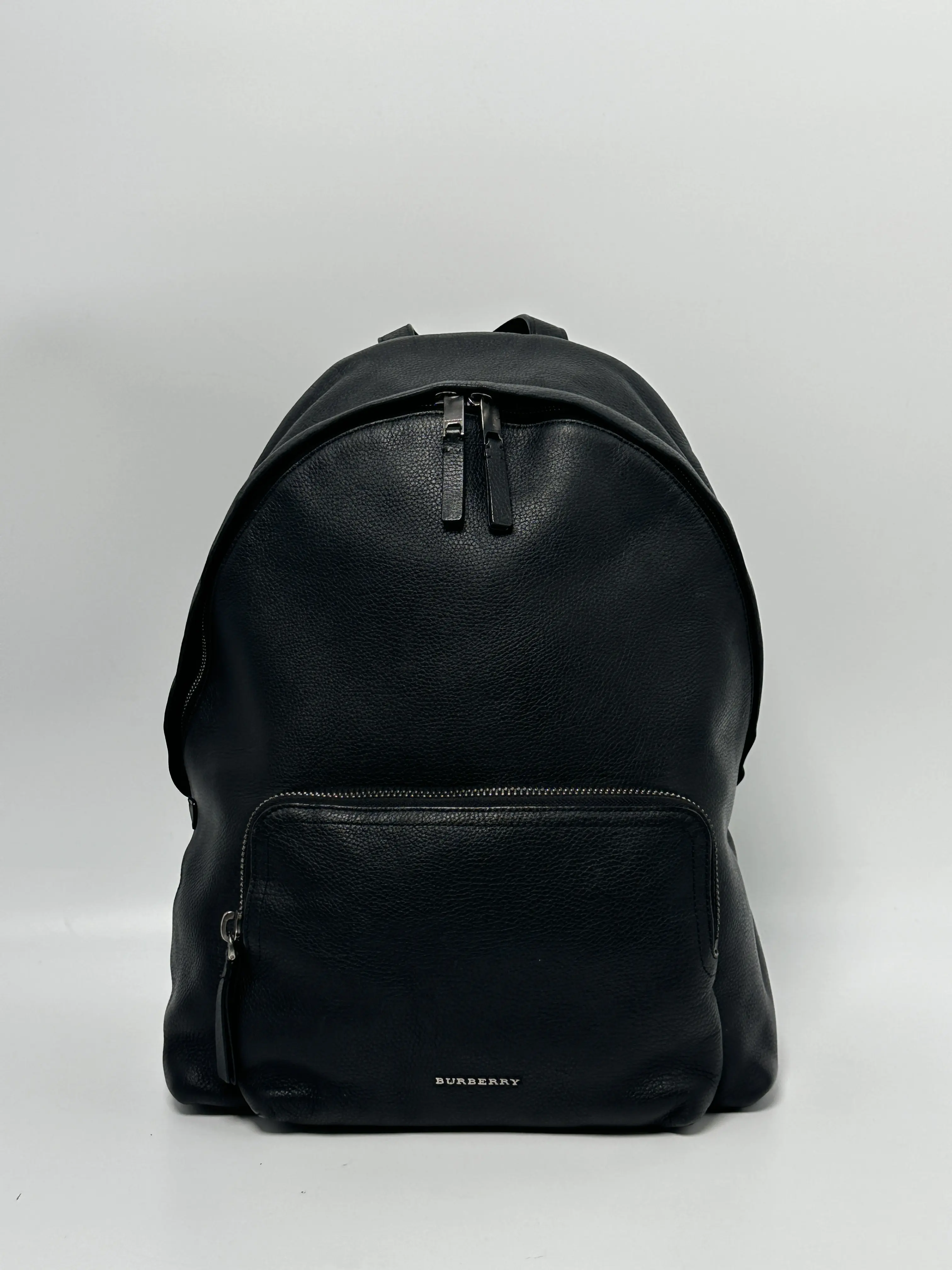 Pre-owned BURBERRY leather Backpacks Abbeydale Grained Backpack JD446BR