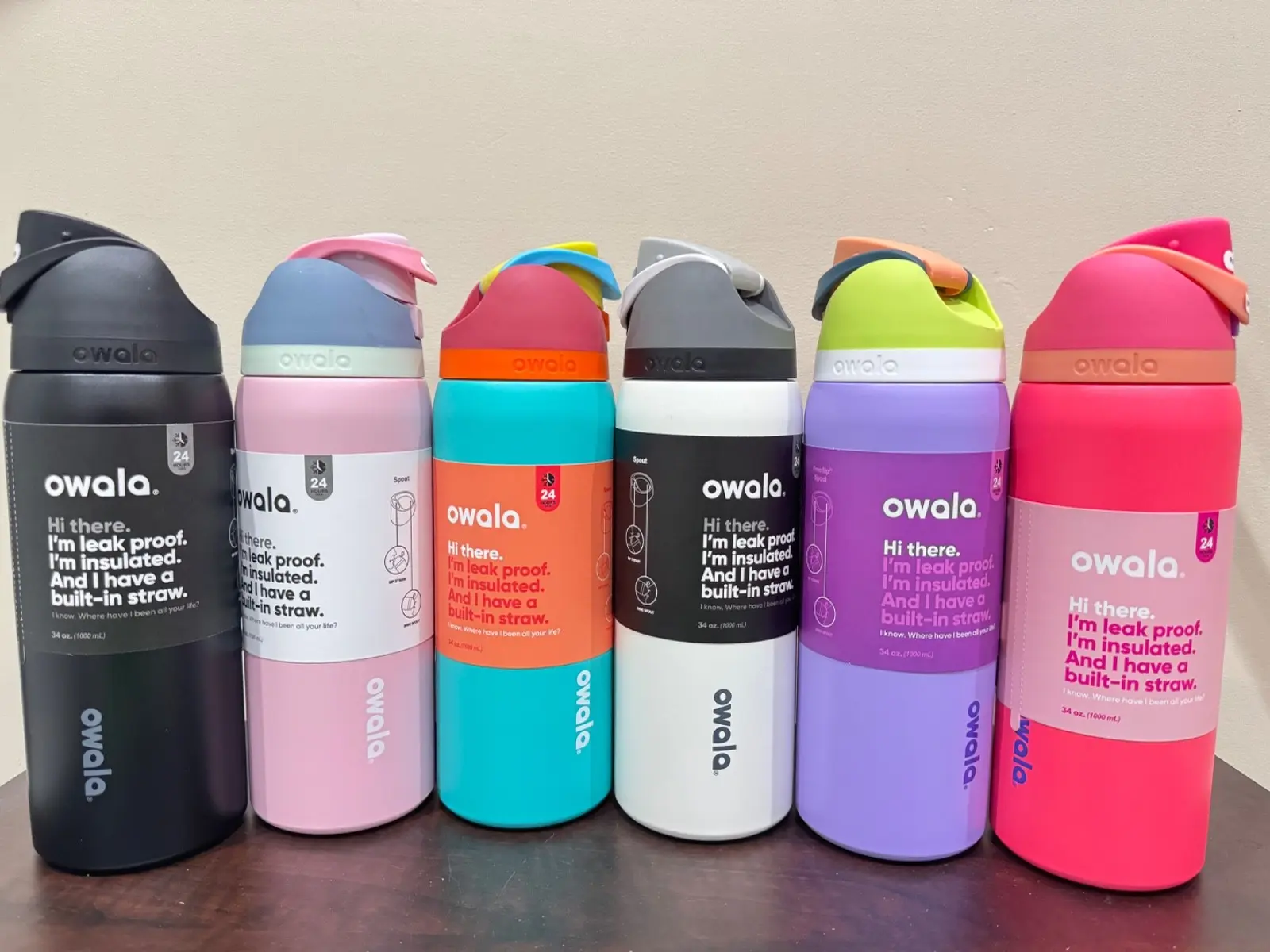 Owala FreeSip Water Bottle Tumbler 32oz Straw Stainless Steel Insulated Gift Box