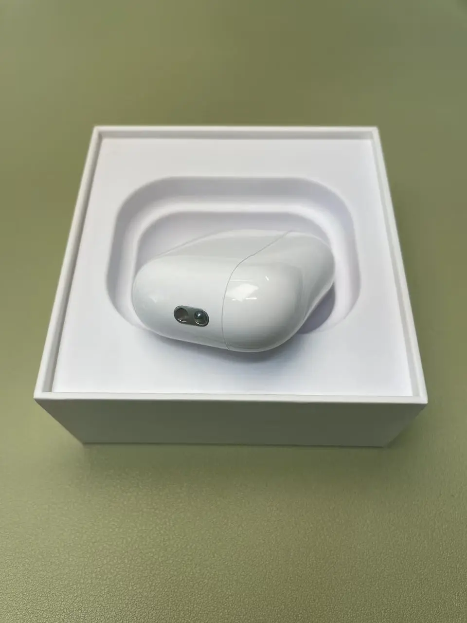 JHX4.0 earbuds and fourth-generation charging case with a Type-C interface, Bluetooth 5.4, spatial audio, rich bass, and in-ear earbuds with microphones are a choice for music lovers.