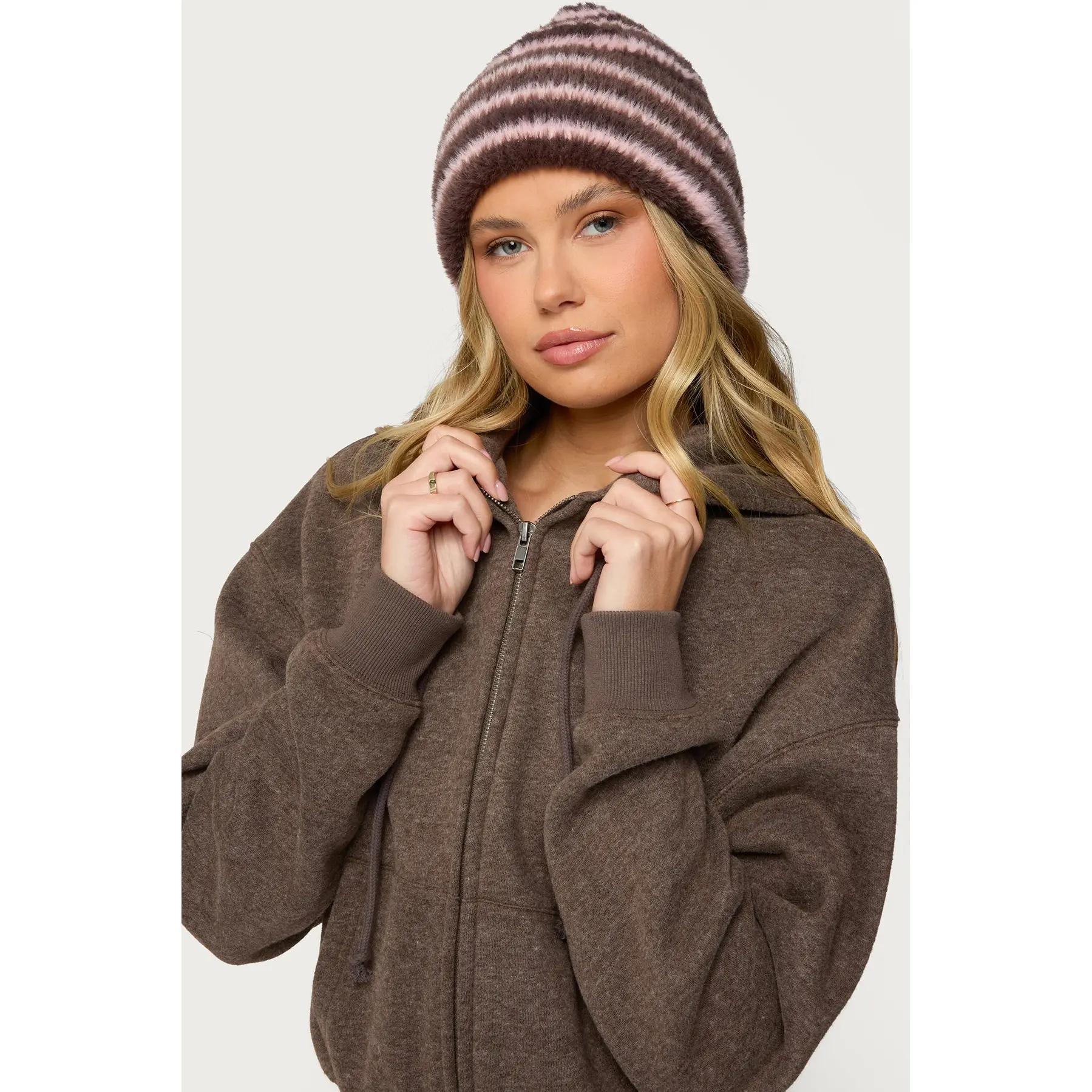 corteiz skully beanie - TikTok Shop
