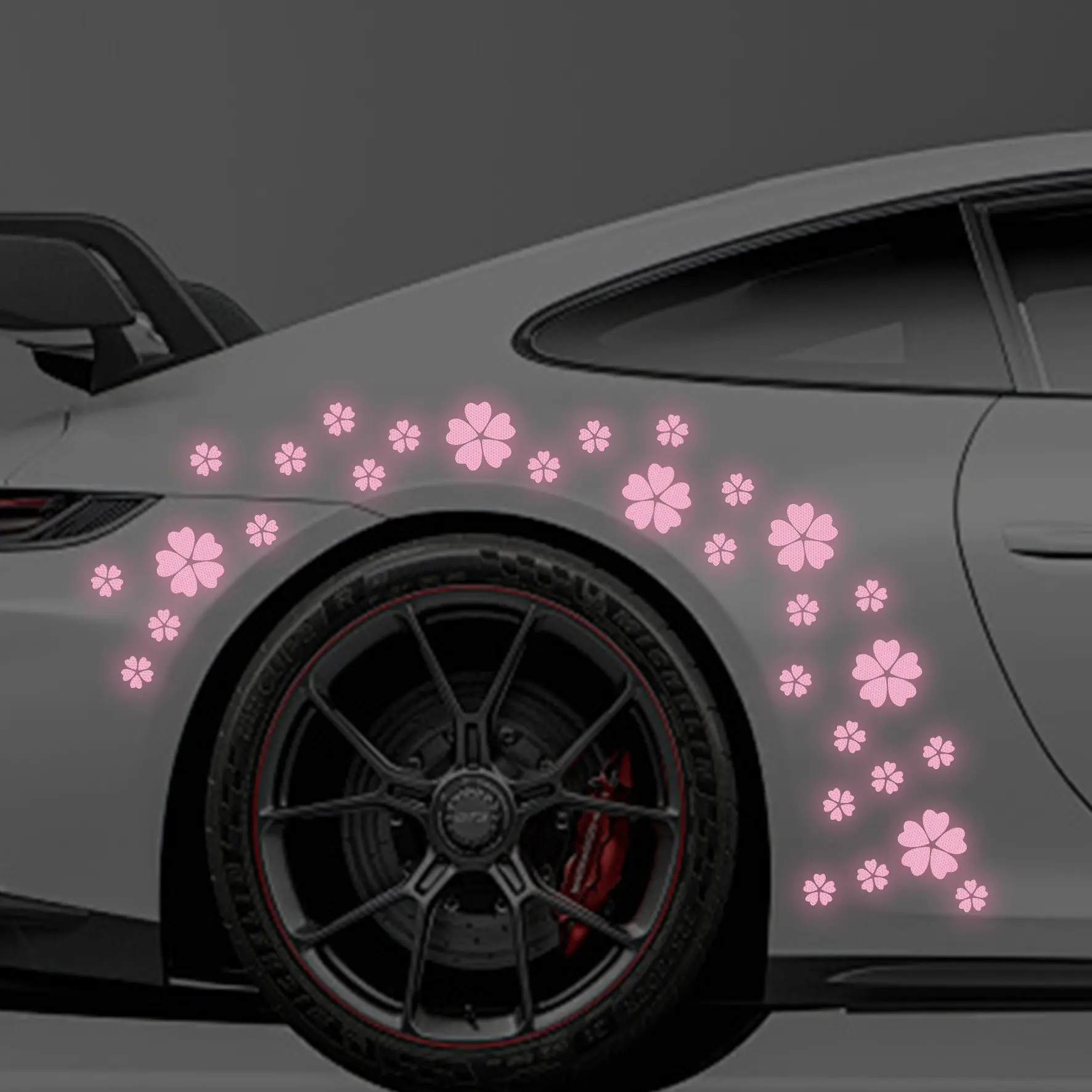Beautiful Flower Reflective Stickers, Waterproof High Strength Heart-Shaped Petal Car Body Window Bumper Decoration DIY Self-Adhesive Side Decals Car Decorative Sticker Automotive Decoration