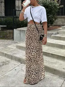 Women's Leopard Print Sexy High-Waisted Midi Skirt, Y2K Style Slim-Fitting, Versatile and Trendy, Perfect for Bold Fashionistas