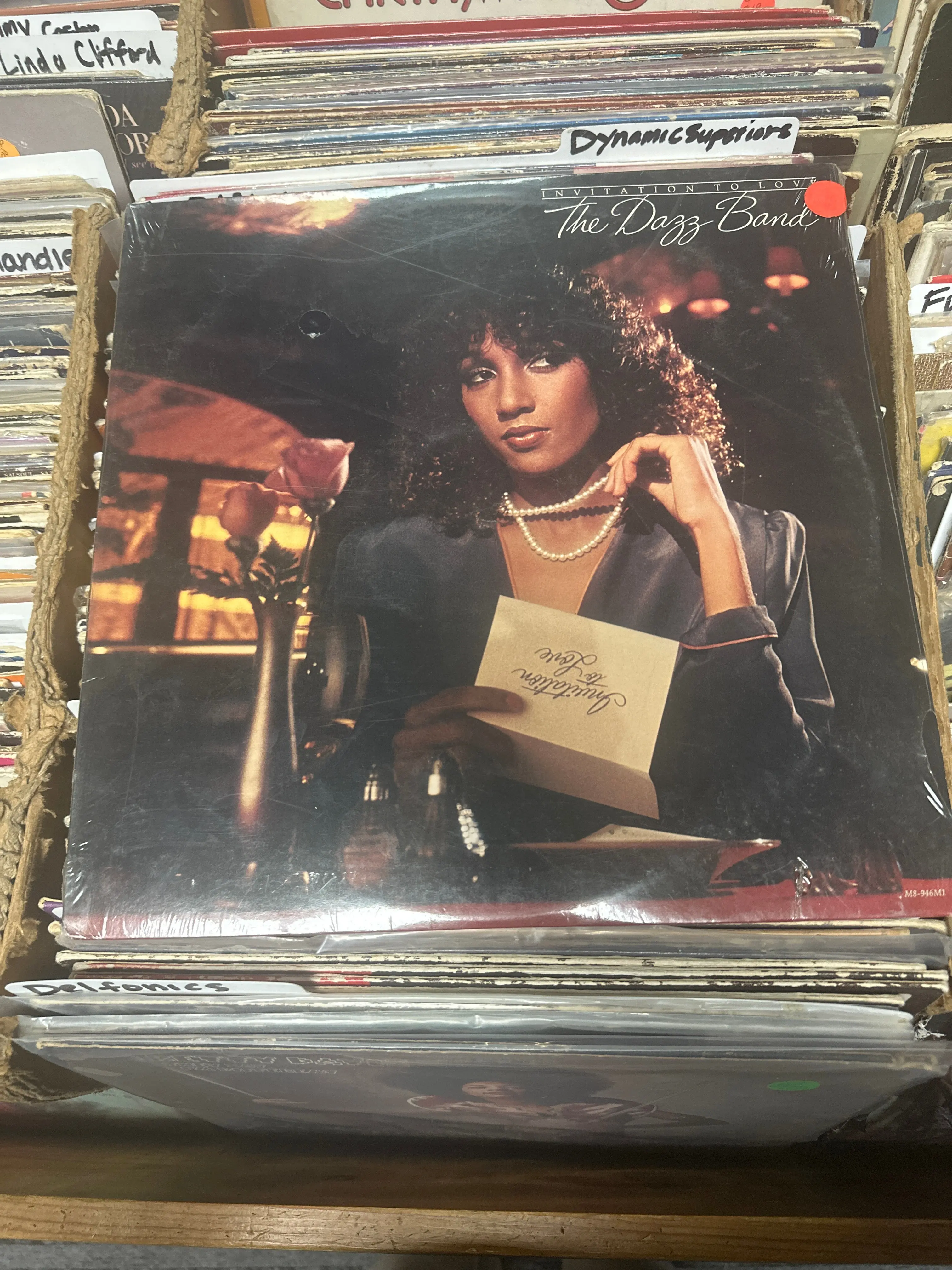 Dazz Band-Invitation To Love Vinyl LP  M8-946M1