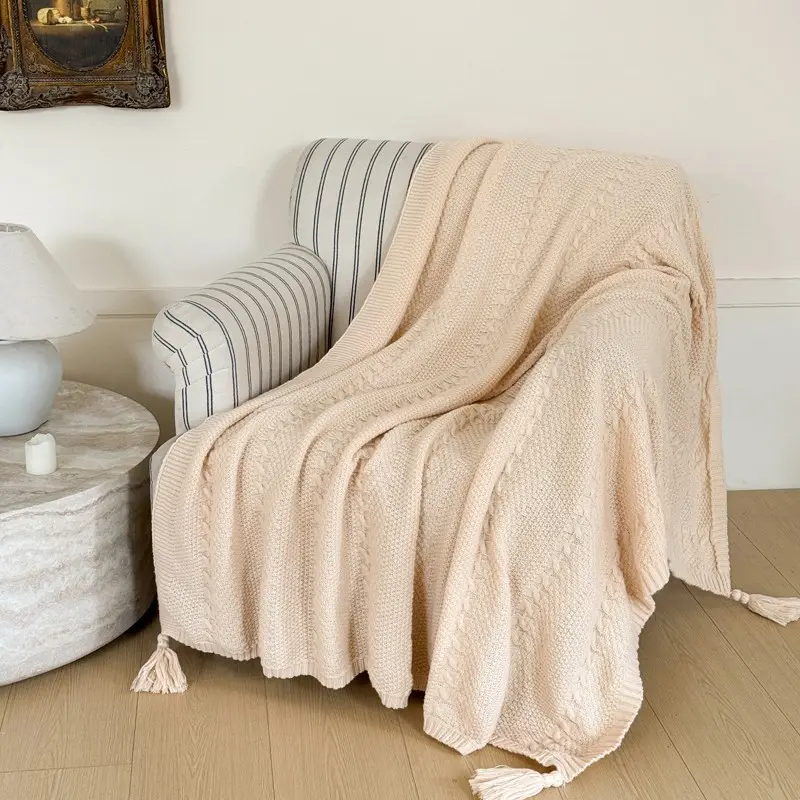 New Knitted Fringe Design Bed Blanket, High-Quality Texture Soft Healing Color, Suitable for Bedroom/living Room/office/sofa