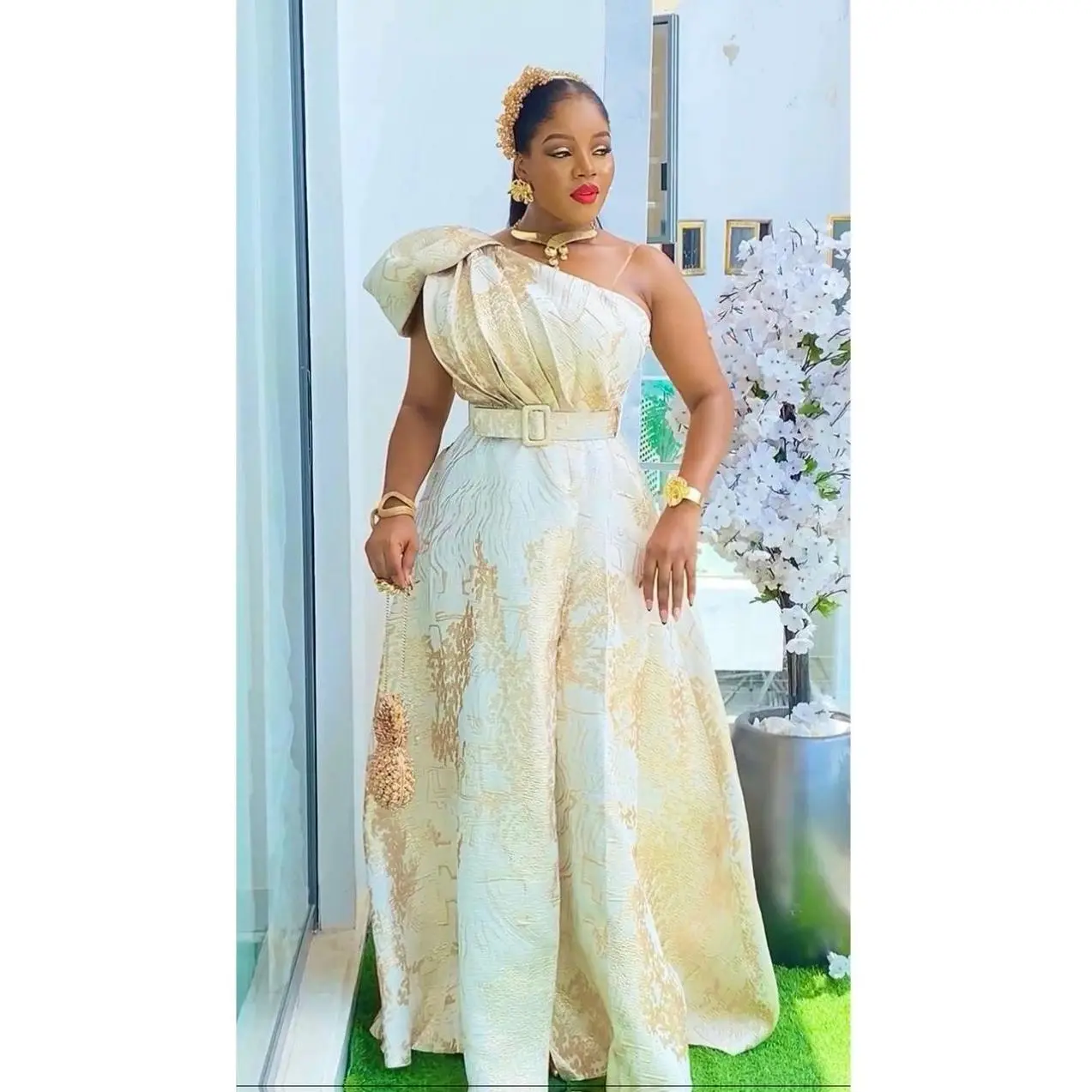 black and gold mother of the groom dress Gold Sequin V-neck Floor Length Mother of the Bride or Groom Dress main image 1
