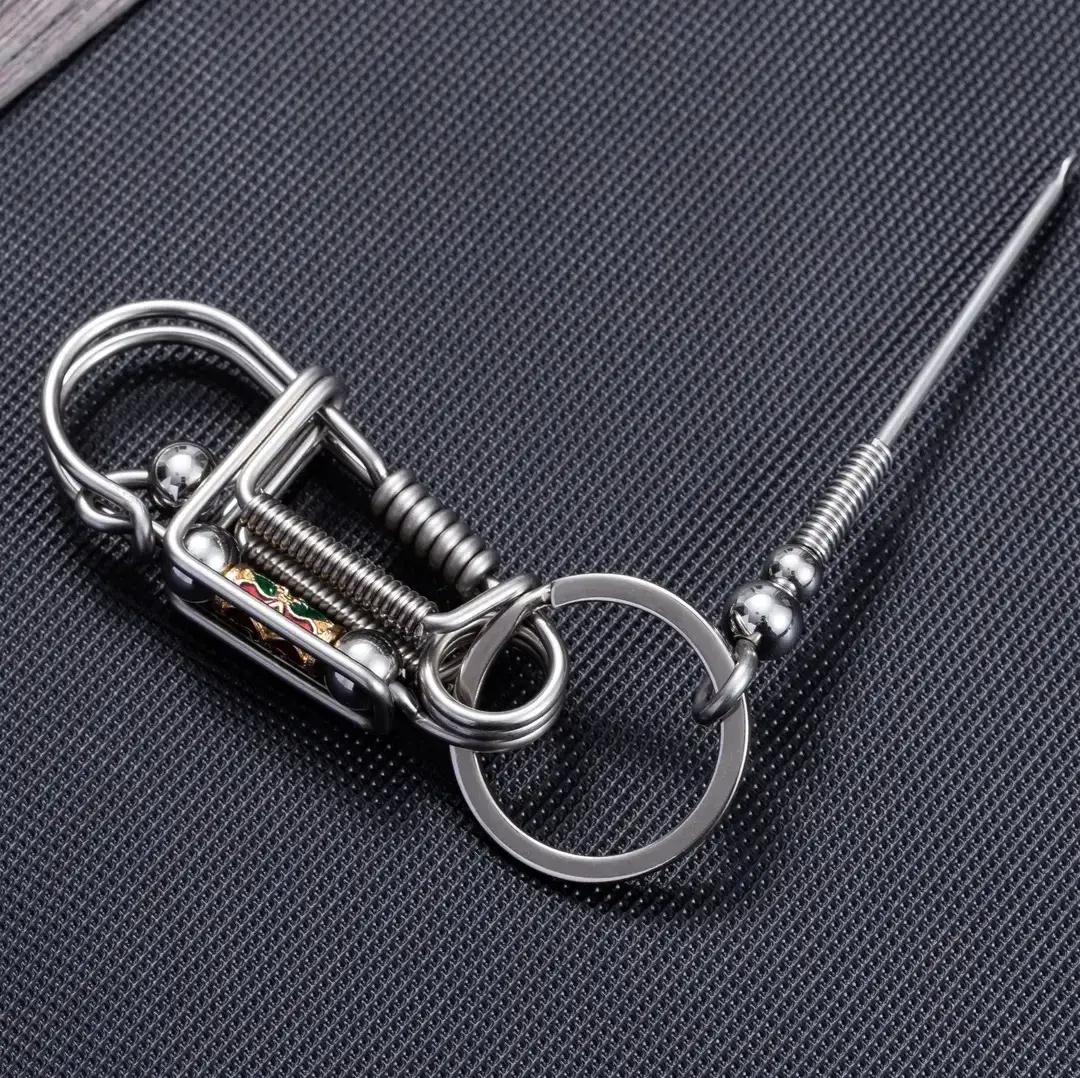 Handcrafted Stainless Steel Stylish Keychain, Durable Key Accessories for Automotive Interior Use