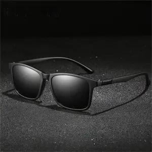 XUH Unisex Polarized Square Sunglasses, UV400 Protection Anti Glare, Lightweight Matte Frame Fashion Shades for Men Women Driving Fishing Daily Outdoor Wear