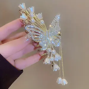 Elegant Hair Clip with Butterfly and Rhinestone Flowers and Faux Pearl Tassels - Large Vintage Gold Tone Zinc Alloy Claw Clip for Sophisticated Updos, Wedding Hair Ornament | Accessory with Butterfly Motif | Golden Zinc Alloy, Butterfly Hair Clips