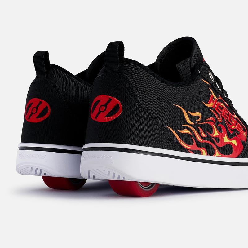 Heelys Shoes with Wheels  Pro 20 Prints with Flames