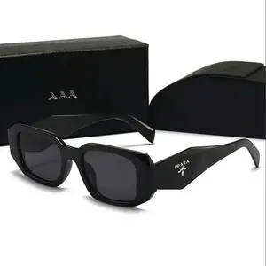 Unisex Retro Square Sunglasses – Black Glossy Frame with Dark Lenses, Trendy Fashion Accessory for Streetwear and Casual Outfits