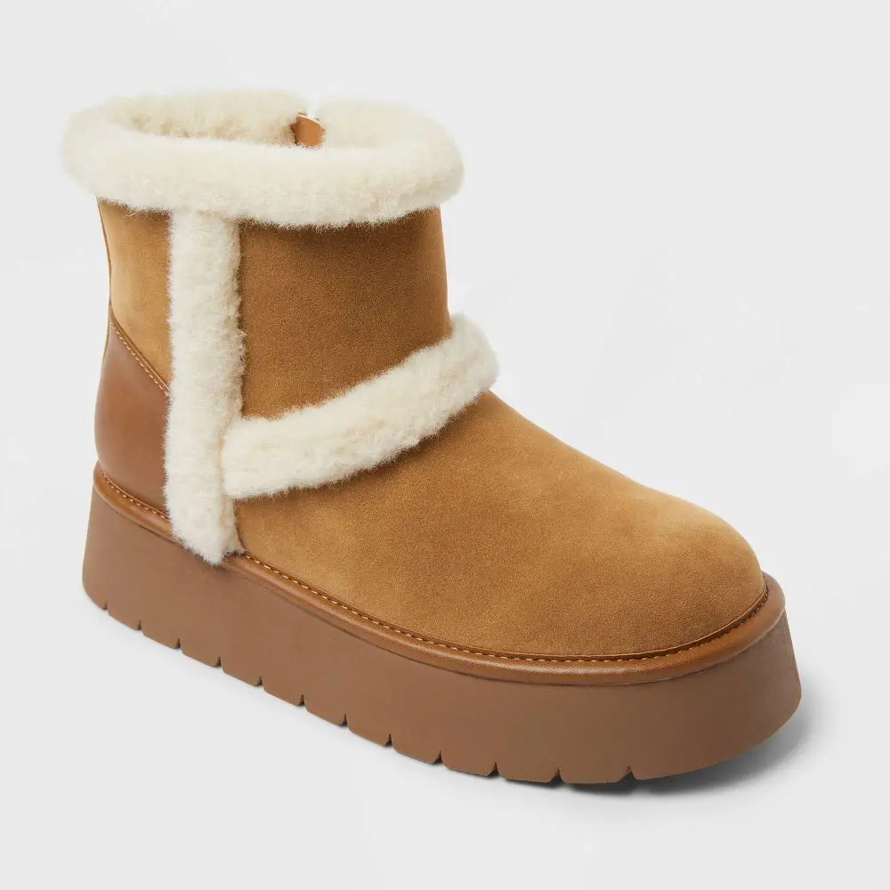 Women’s Luma Boots with Memory Foam Insole - Universal