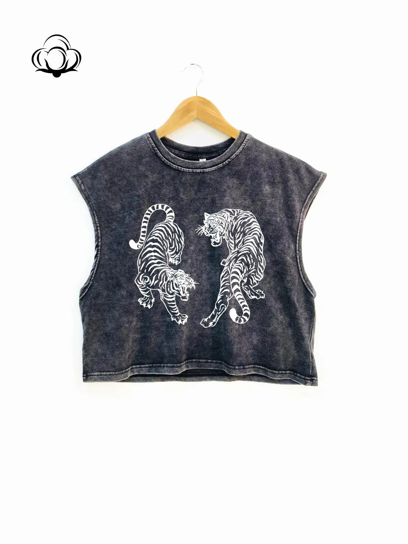 Women's Tiger Print Round Neck Tank Top, Street Fashion Casual Chic Sleeveless Top for Daily Outdoor Wear, Ladies Clothes for Spring & Summer, Fit, Womenswear