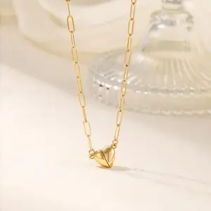 14K Gold Heart-Shaped Pendant Magnetic Necklace Elegant and Stylish Stacked Necklace for Women Stacked Letter Necklace Durable Gold Necklace Women's Fashion Jewelry, Perfect for Valentine's Day or Party Gifts