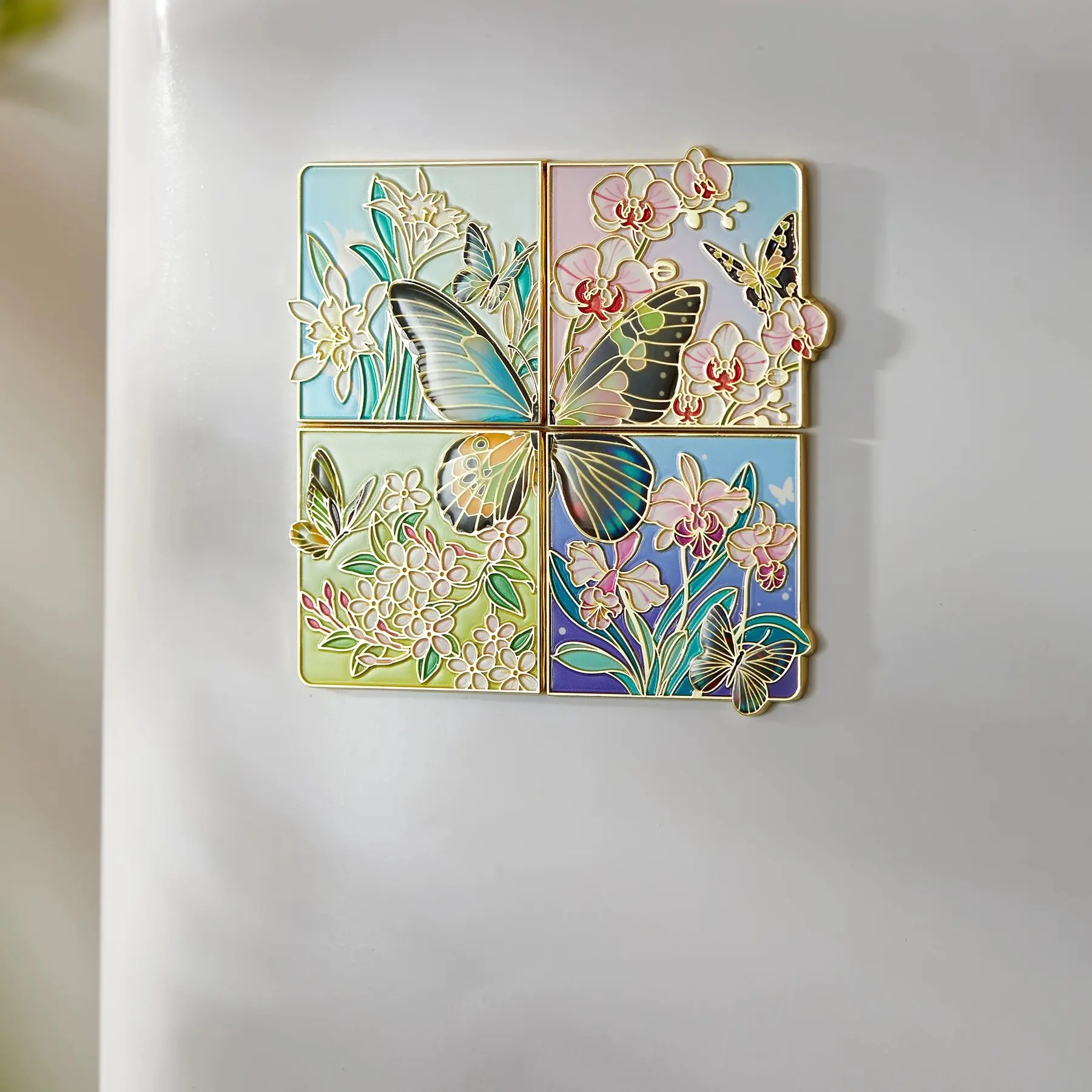 Cute 4-Piece Oval Glow-in-the-Dark Animal Butterfly Refrigerator Magnets Set - Metal Coating, Decorative Box-Included Home Kitchen Decor, Christmas Gift Accessory