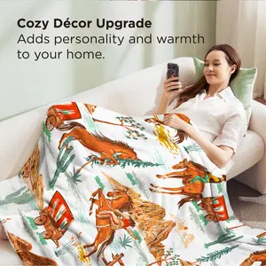 American Retro Western Flannel Blanket, Desert Equestrian Cowboy Print, Skin-Friendly and Warm, Suitable for All Seasons, Sofa, Bedroom, Office Nap Blanket