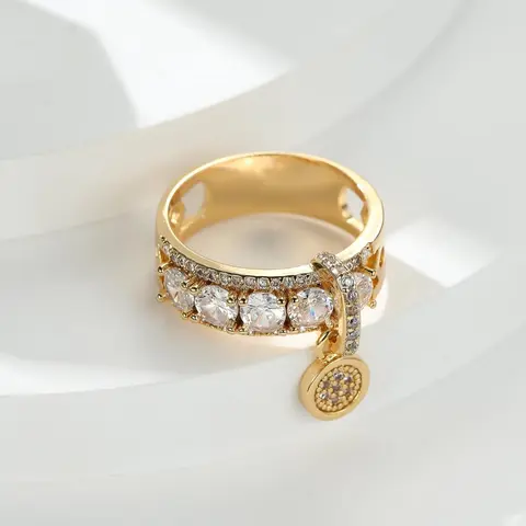 Artificial Zircon & Rhinestones Decorated Ring, Synthetic Zircon Rings, Beautiful Rings, Rhinestone Ring, Cute Round Charm Decor Ring for Women, Jewelry for Party, Daily Clothing Decor, All-match Jewelry for Birthday Gift