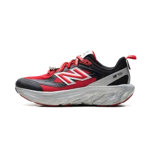 Fresh Foam Trainer "GANNI - Black Silver Metallic Red" UTRNGN