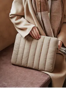 Women's Solid Color Quilted Laptop Bag, Fashionable Waterproof Laptop Case for Office & Travel, Casual Trendy Versatile High-quality Daily Commuting Bag