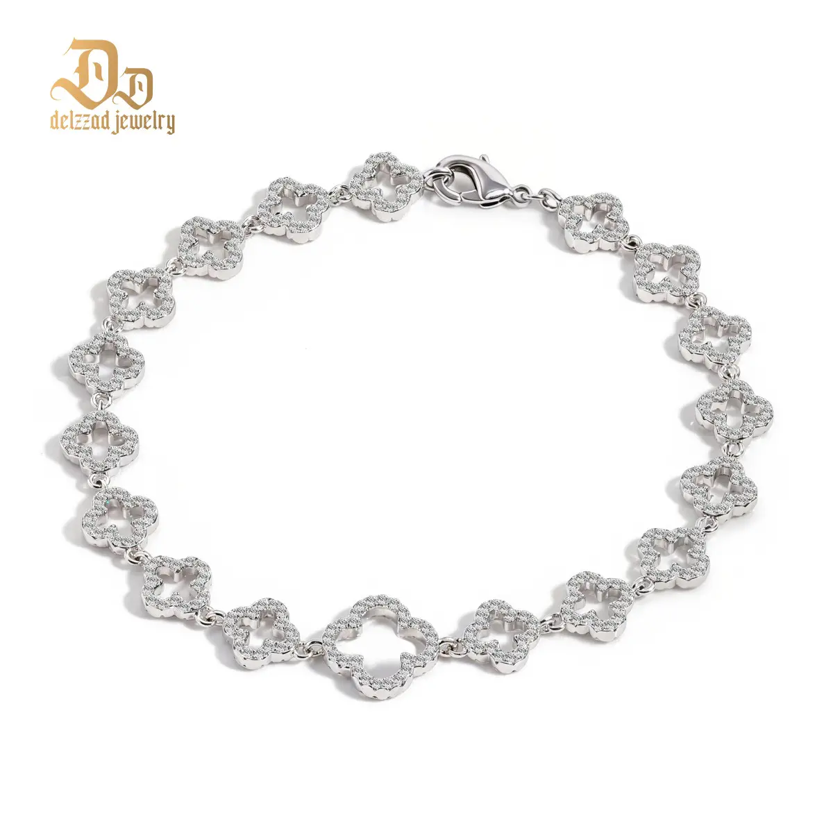 Delzzad Enchanted Clover Glow Bracelet Round Synthetic Moissanite Bracelet Jewelry with S925/Copper Chain Ideal Daily Accessory for Women Perfect Engagement & Anniversary Gifts
