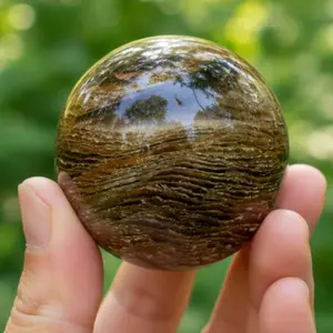 1pc Ghost Ball Design Ornament, Home Decor for Office Bedroom Desk, Crystal Ball Feng Shui Decoration, Positive Energy, Unique Gift