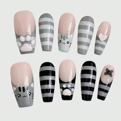 Y2K Millennial Star Cat Face Nails, Retro Polka Dot Striped Pop Art, Handmade Fake Nails, Almond Shape Nails, Decorative Nails, Nail Design, Casual Music Festival Date