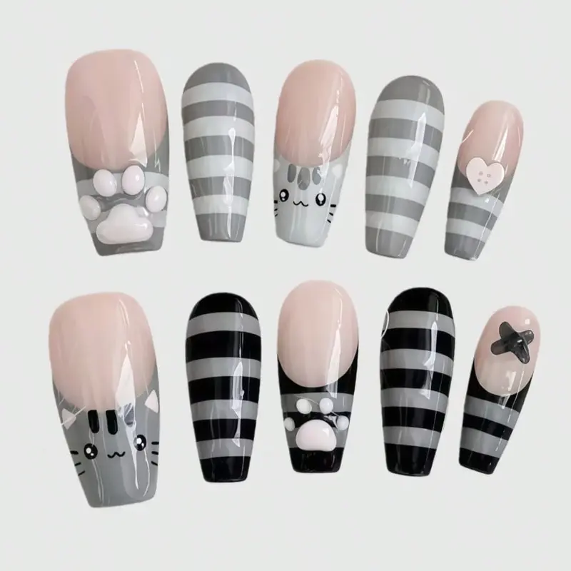 Y2K Millennial Star Cat Face Nails, Retro Polka Dot Striped Pop Art, Handmade Fake Nails, Almond Shape Nails, Decorative Nails, Nail Design, Casual Music Festival Date
