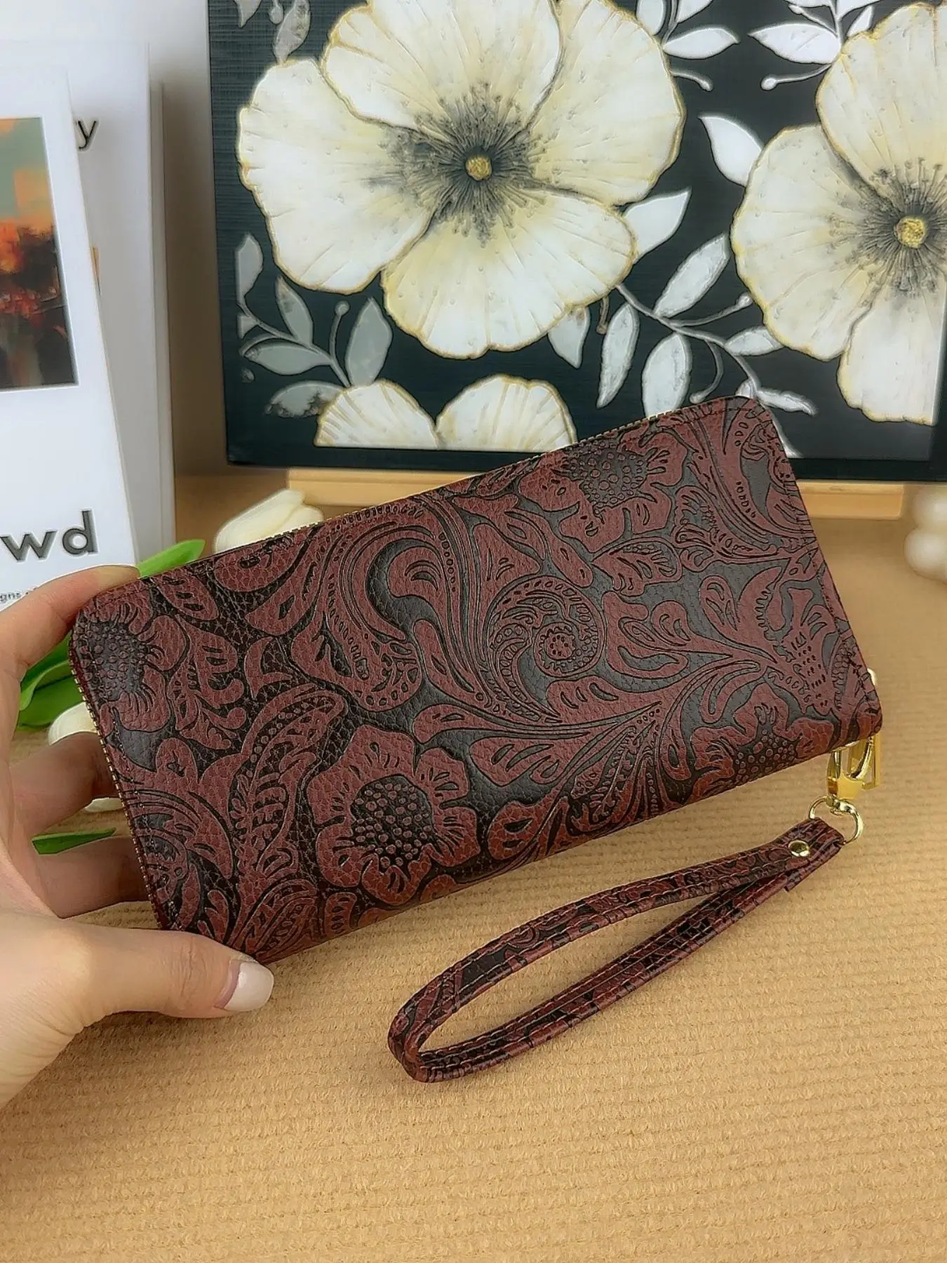 Women's Vintage Floral Pattern Embossed Long Wallet, Casual Zipper Wallet for Daily Used, Trendy All-match Multiple Slots Card Holder