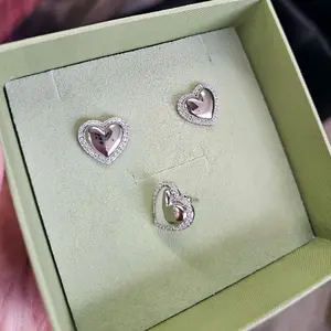 ARETE CORAZON SILVER Heart-Shaped Stud Earrings with Sparkling CZ Accents for Women's Fashion Jewelry Food