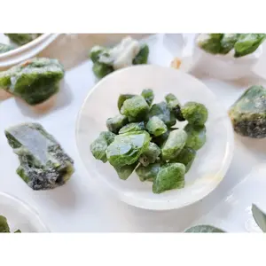 Chrome Diopside Raw Tumble