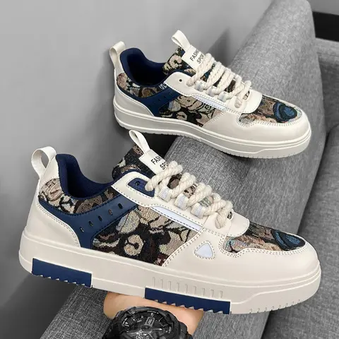 Men's Fashionable Patchwork Print Lace Up Skate Sneakers, Patchwork Design Sneakers, Training Sneakers, Low Top Sneakers, Casual Comfortable Sports Shoes for Daily Wear, Male All-match Round Toe Shoes for Daily Wear, Trendy Fashion Sneaker
