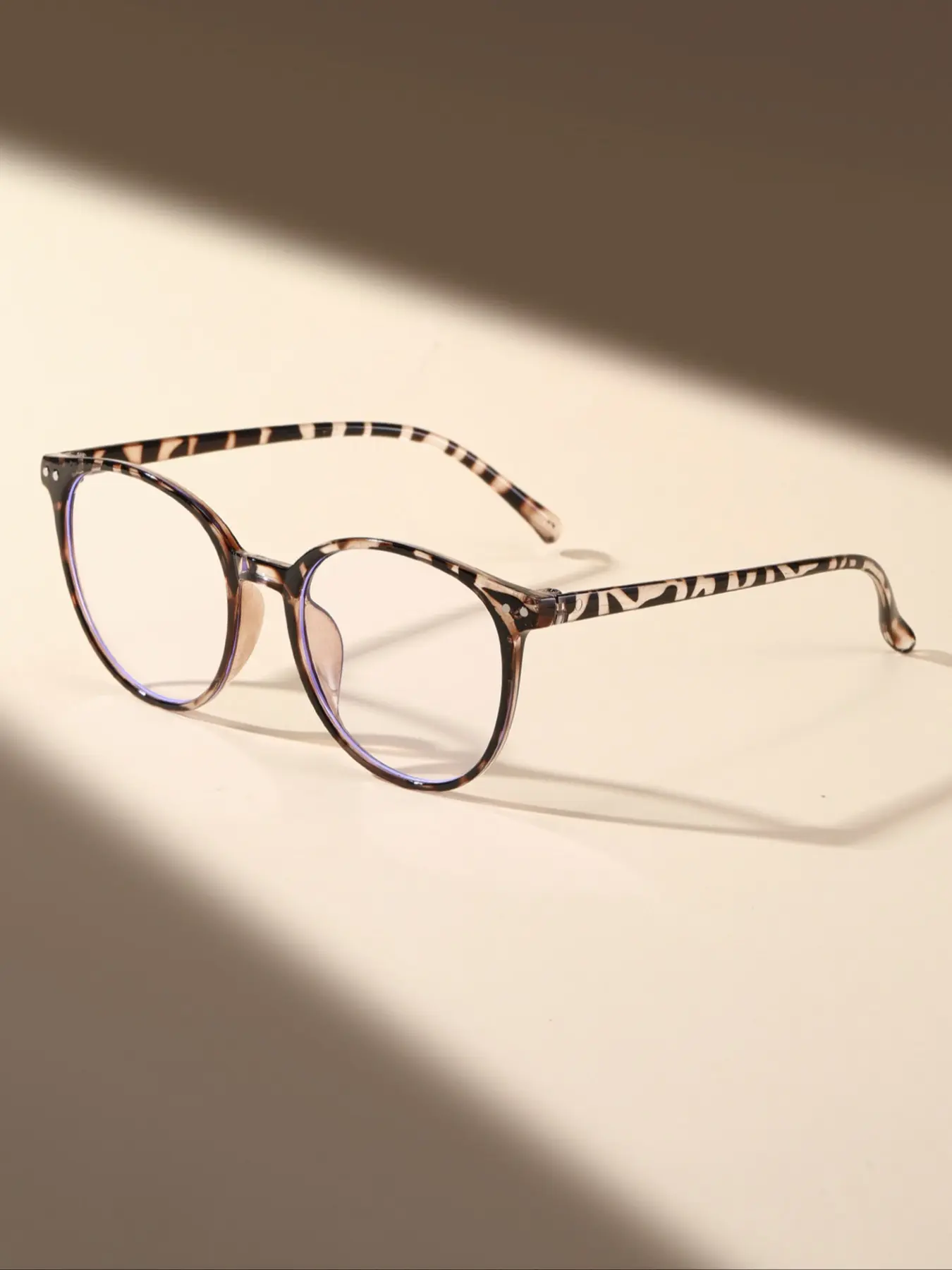Unisex Leopard Print Round Frame Glasses, Anti-Blue Light, Plastic Frame, Clear Lenses, Fashionable Eyewear for All Seasons, Trendy Vintage Eyeglasses, Stylish Eyeglass, Trendy Frames, Leopard Pattern Eyeglasses
