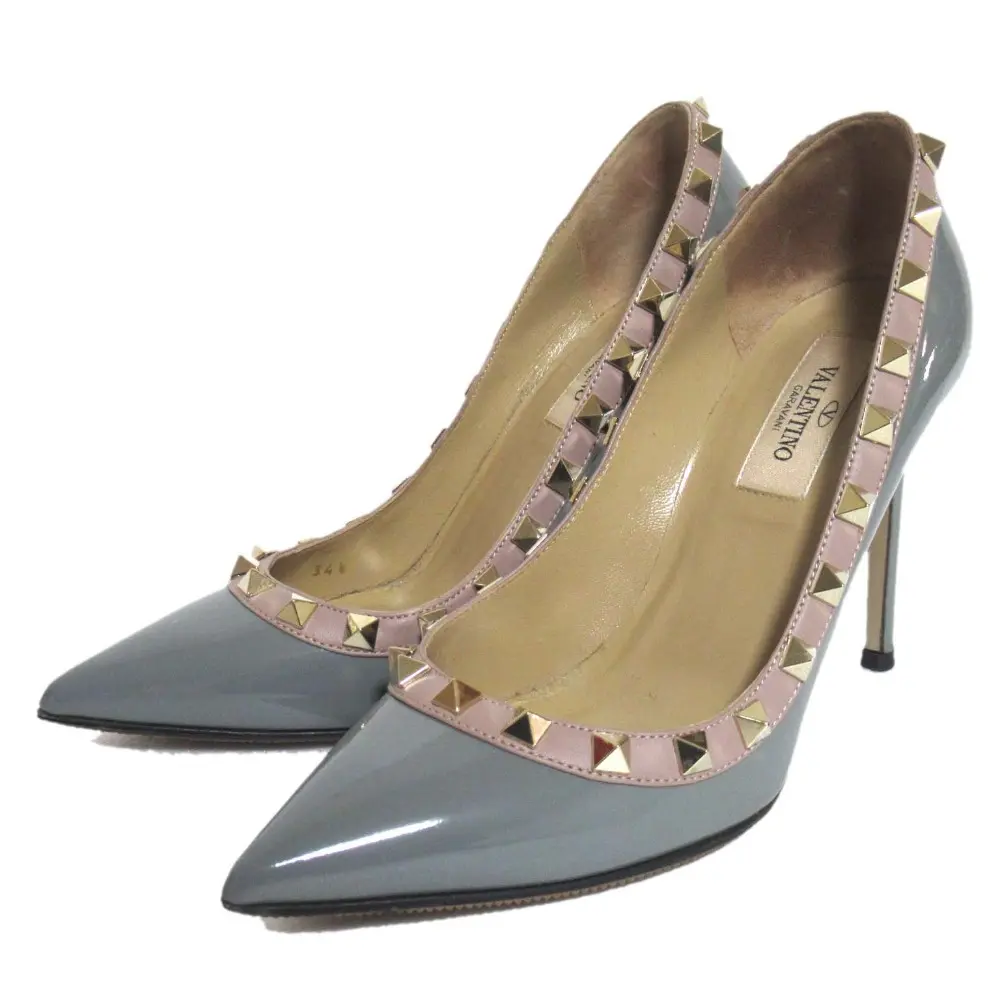 Pre-owned Valentino Patent Leather Small Leather Goods Garavani Rockstud Patent Pumps
