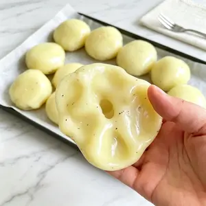 Fake Mashed Potato Slush Squishy Fidget Hobby Toy, Smooth Flowing Gel TPR Squeeze Sensory Toy, Realistic Creamy Food Drink Shape, Satisfying ASMR Stress Relief Mini Collectible for Kids, Teens & Adult Squish Hobby Enthusiasts