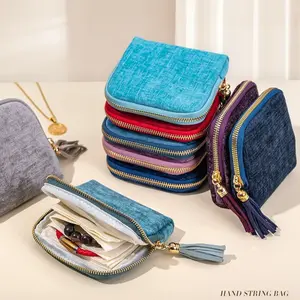 1 piece, with a gift box, a travel jewelry bag, Jewelry holder organizer, with storage pocket, featuring 5 compartments, a velvet satin lining, and a fringed zipper design, suitable for rings, bracelets, perfect for gifting