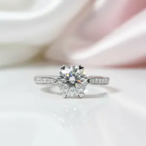 18K White Gold Round-Cut 1.0 ct 6 Heart Prong Diamond Option Engagement Ring