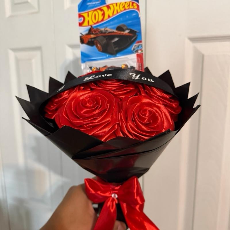 The Blue Royale Hot Wheels Rose Bouquet — Luxury Satin Rose Gift for Him