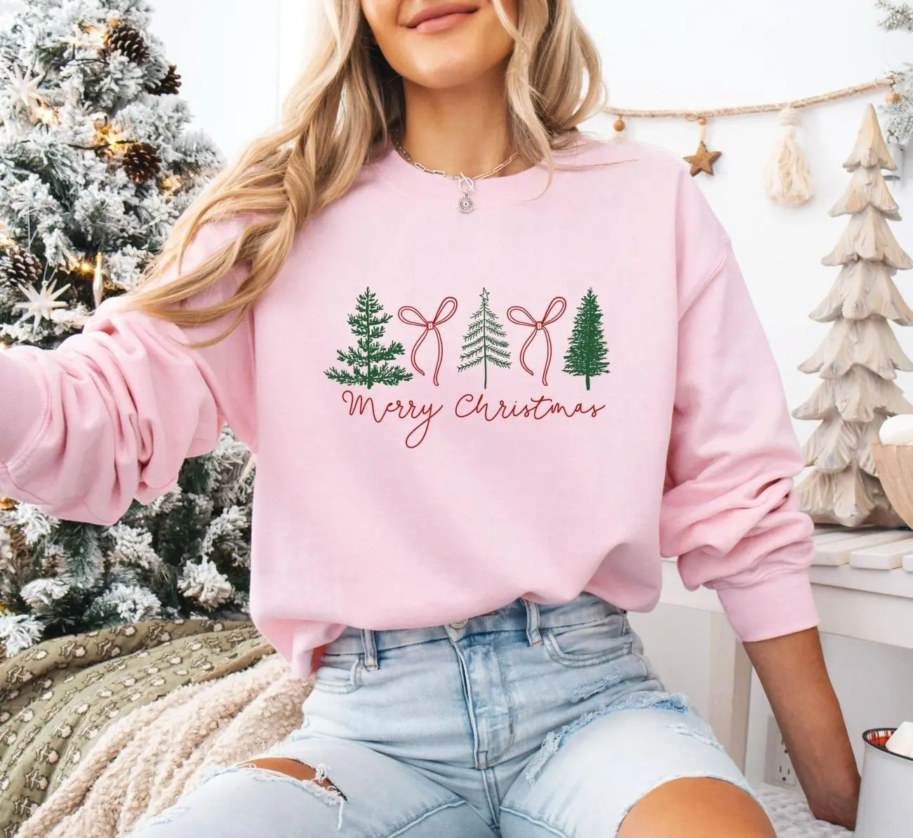 Coquette Bow Christmas Tree Sweatshirt, Cute Pink Bow Xmas Holiday Crewneck, Merry Christmas Sweater, Trendy Winter Aesthetic Pullover, Cute Coquette Aesthetic Xmas Shirt, Cozy Christmas Holiday Party Outfit, Christmas Gift for Women and Girls