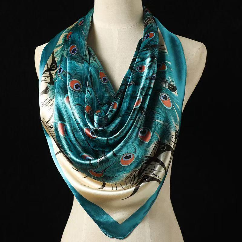 Women’s faux silk scarf/headscarf with peacock print; beach headscarf; soft and elegant; suitable for all seasons; multifunctional large square headscarf (90 cm × 90 cm); a perfect accessory—ideal as a headscarf or headband, especially for enhancing overa