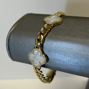 14kt Gold Bracelet for Women - Fashion Accessory