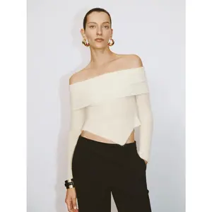 URBAN REVIVO 2026 Spring New Lady's Minimalist Off-Shoulder Cropped Long-Sleeve Knitwear Top - Cream, Skinny Fit, Acrylic Blend Fabric, Casual Basic Clothes (UWG950037)