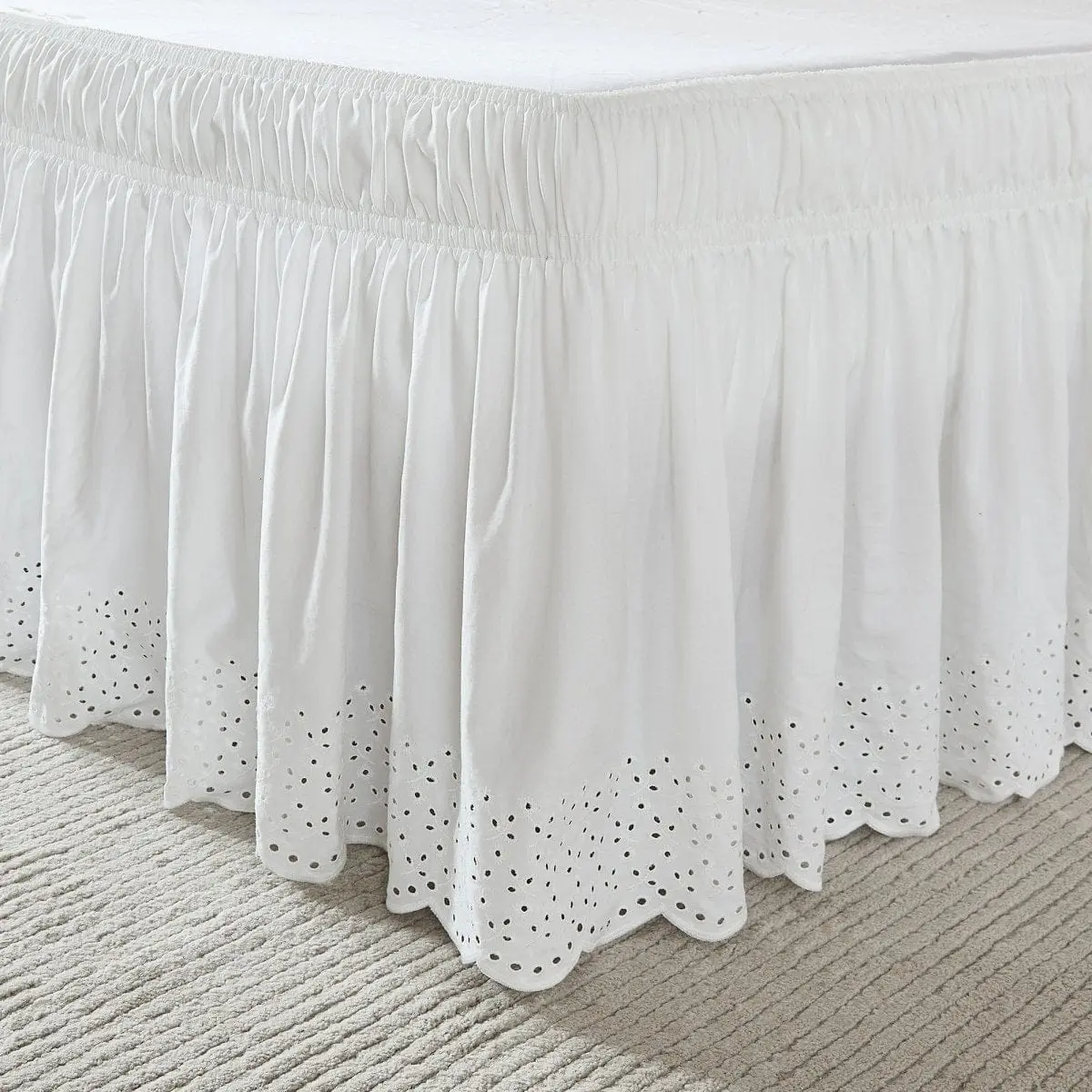 Lush Decor Vintage Eyelet Wrap Bed Skirt - Solid White, Scalloped Edge, Delicate Embroidery, Ruffled Design, Elastic Band, Multiple Sizes, Box Spring Compatible, Machine Washable, Easy Installation