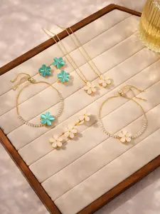 4 Pcs Spinning Blossom Collection | Timeless Old Money | Adjustable Fidget Bracelet & Shiny Gold Finish | Meaningful Anniversary Surprise for Wife